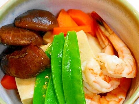 伝統食材で健康メニュー！高野豆腐と海老の煮物
